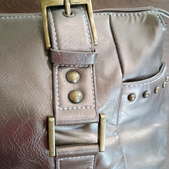 Worthington Metallic Silver Shoulder Bag - Picture 3 of 11